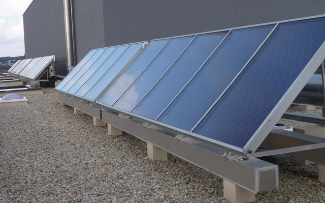 Grossansicht in neuem Fenster: Solarthermische Anlage