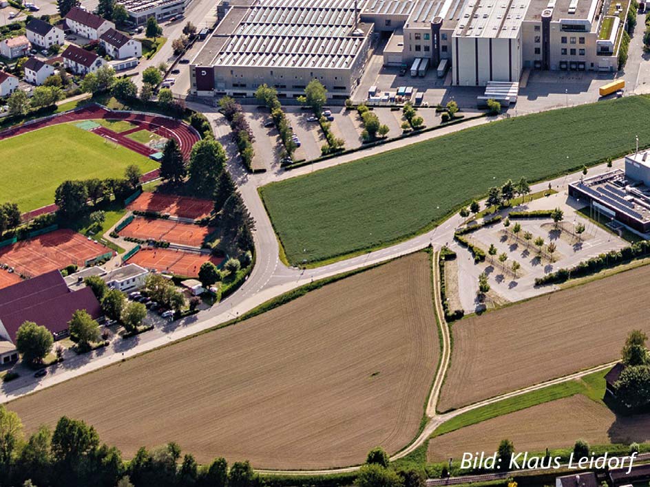 Grossansicht in neuem Fenster: Der vom Stadtrat jetzt festgelegte Standort an der Brückenstraße (Bildmitte unten) bietet zahlreiche Vorteile für das Schulhaus, aber auch für die...